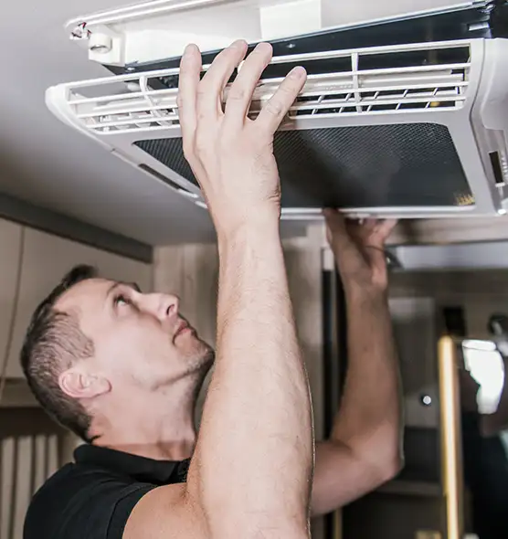  Professional Licensed And Insured Cleaners in Sterling, IL